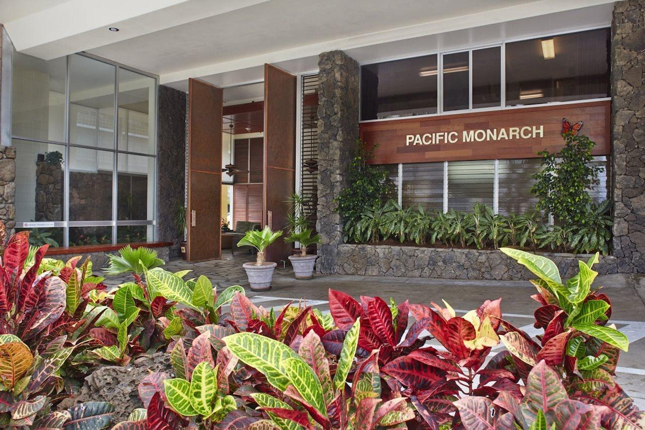 Pacific Monarch Hotel Honolulu Exterior photo